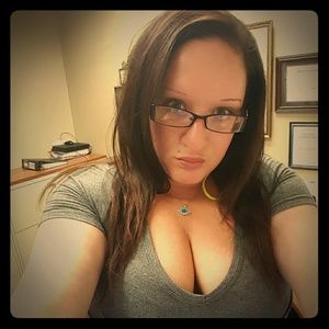 Meet your Posher, Jillian